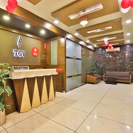 Oyo 13253 The Grand Vinayak Hotel Ahmedabad Ngoại thất bức ảnh