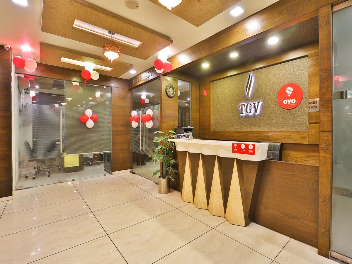 Oyo 13253 The Grand Vinayak Hotel Ahmedabad Ngoại thất bức ảnh