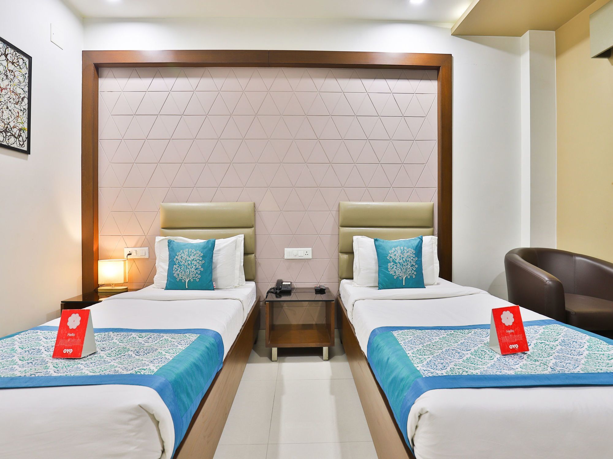 Oyo 13253 The Grand Vinayak Hotel Ahmedabad Ngoại thất bức ảnh