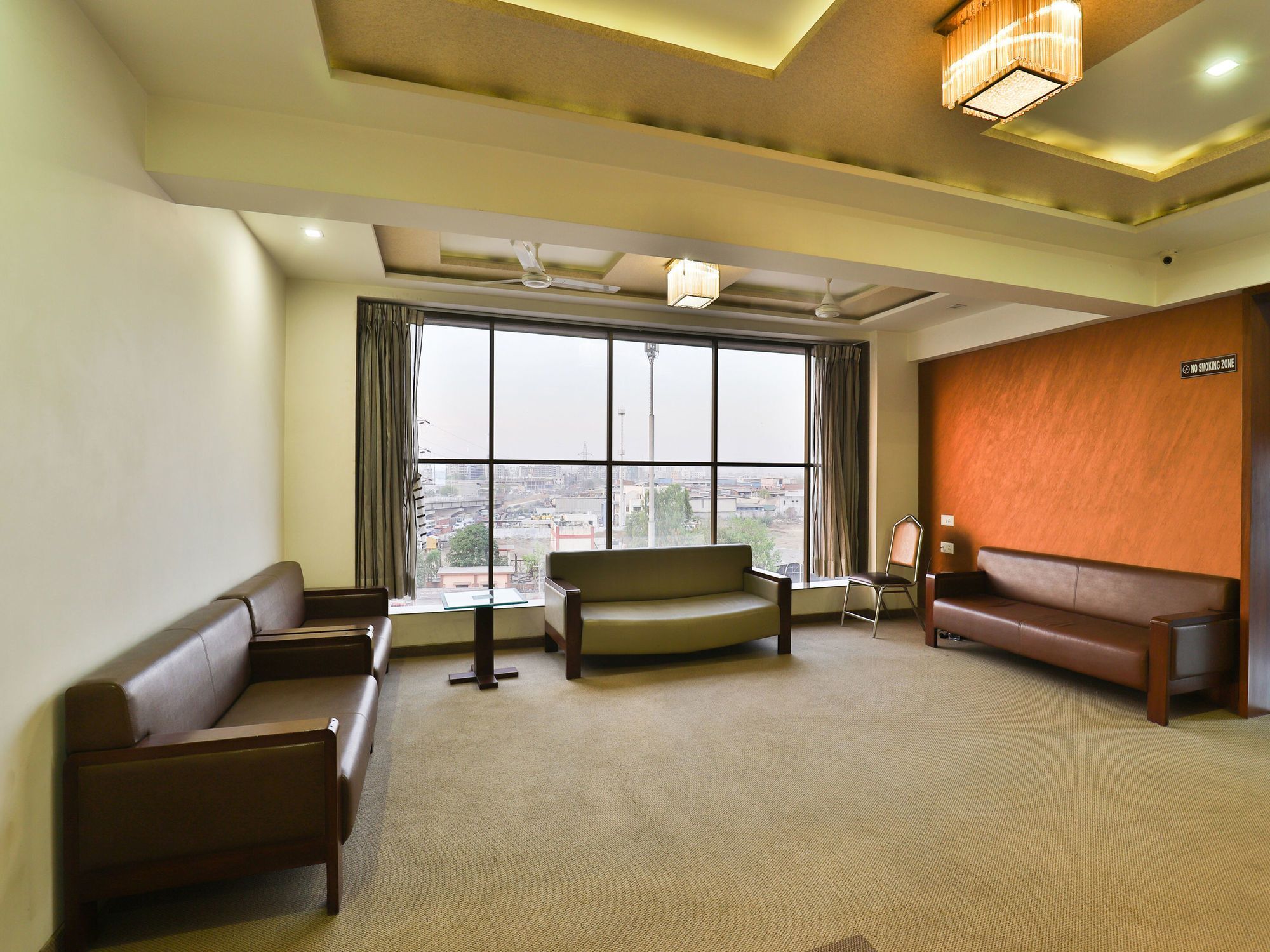 Oyo 13253 The Grand Vinayak Hotel Ahmedabad Ngoại thất bức ảnh